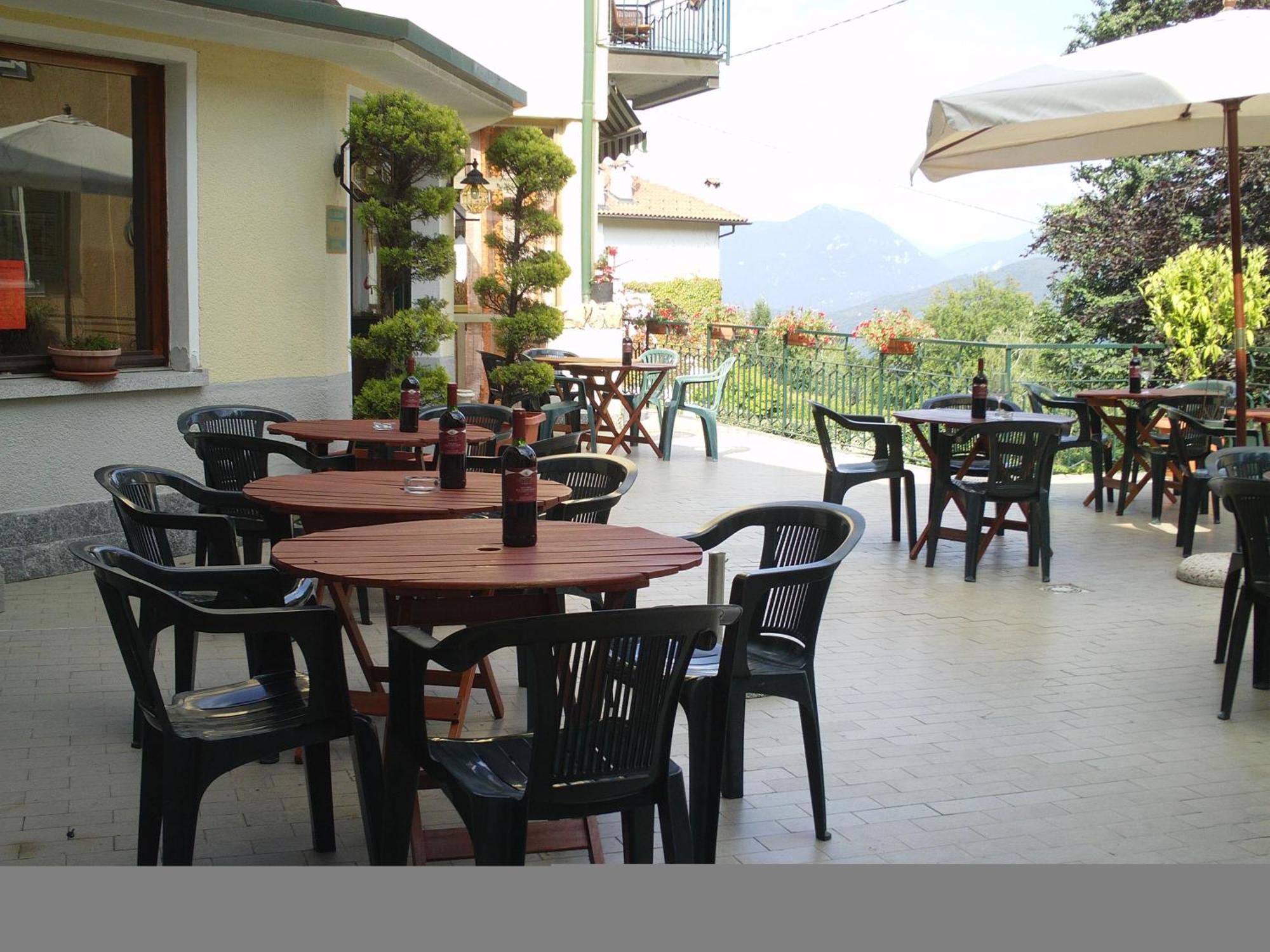 Budget Hotel Vittoria & Ristorante Marzio ภายนอก รูปภาพ