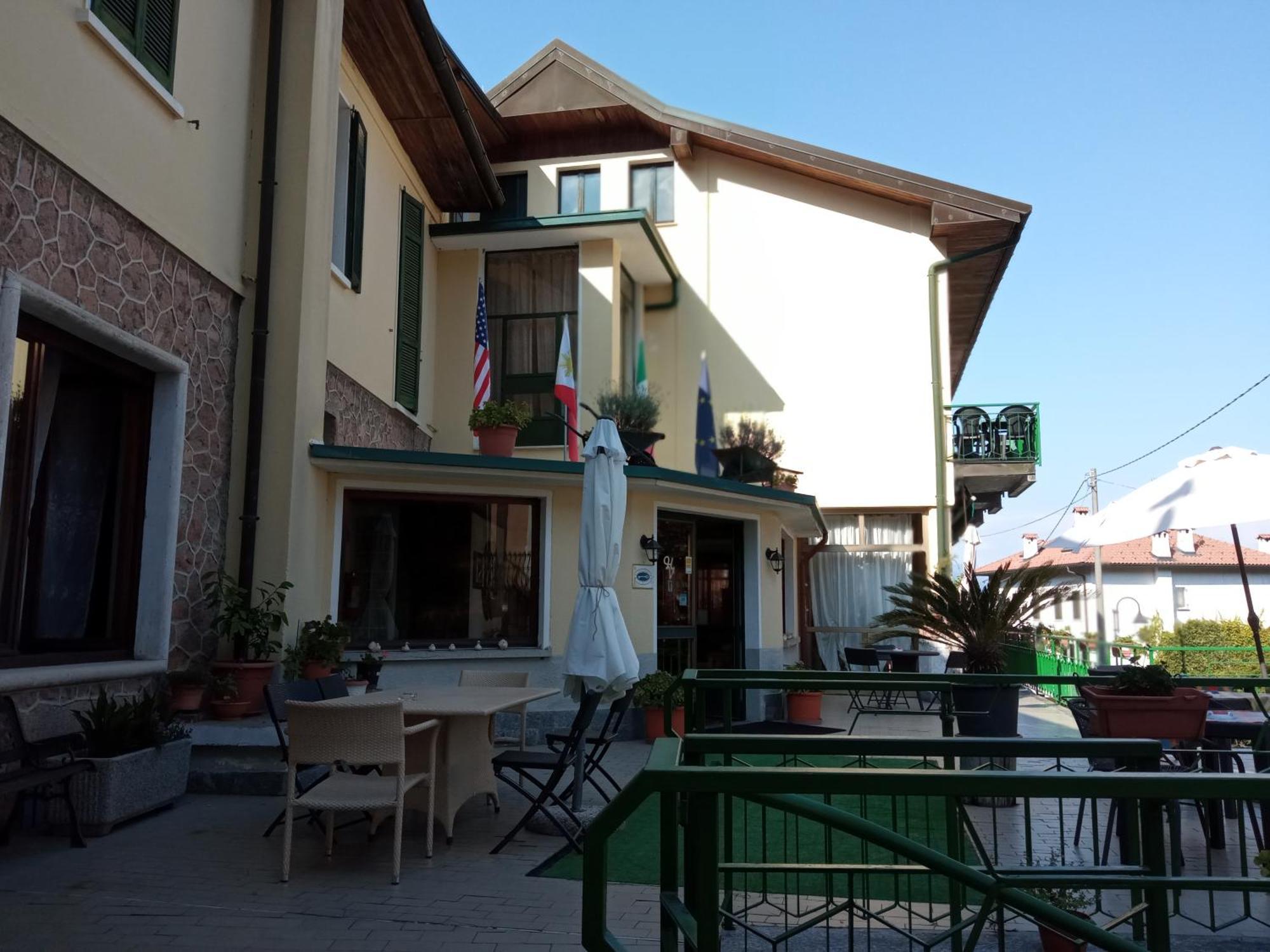 Budget Hotel Vittoria & Ristorante Marzio ภายนอก รูปภาพ